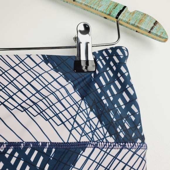 Noli Leggings Geometric Striped Leggings Med NWOT - Picture 5 of 7